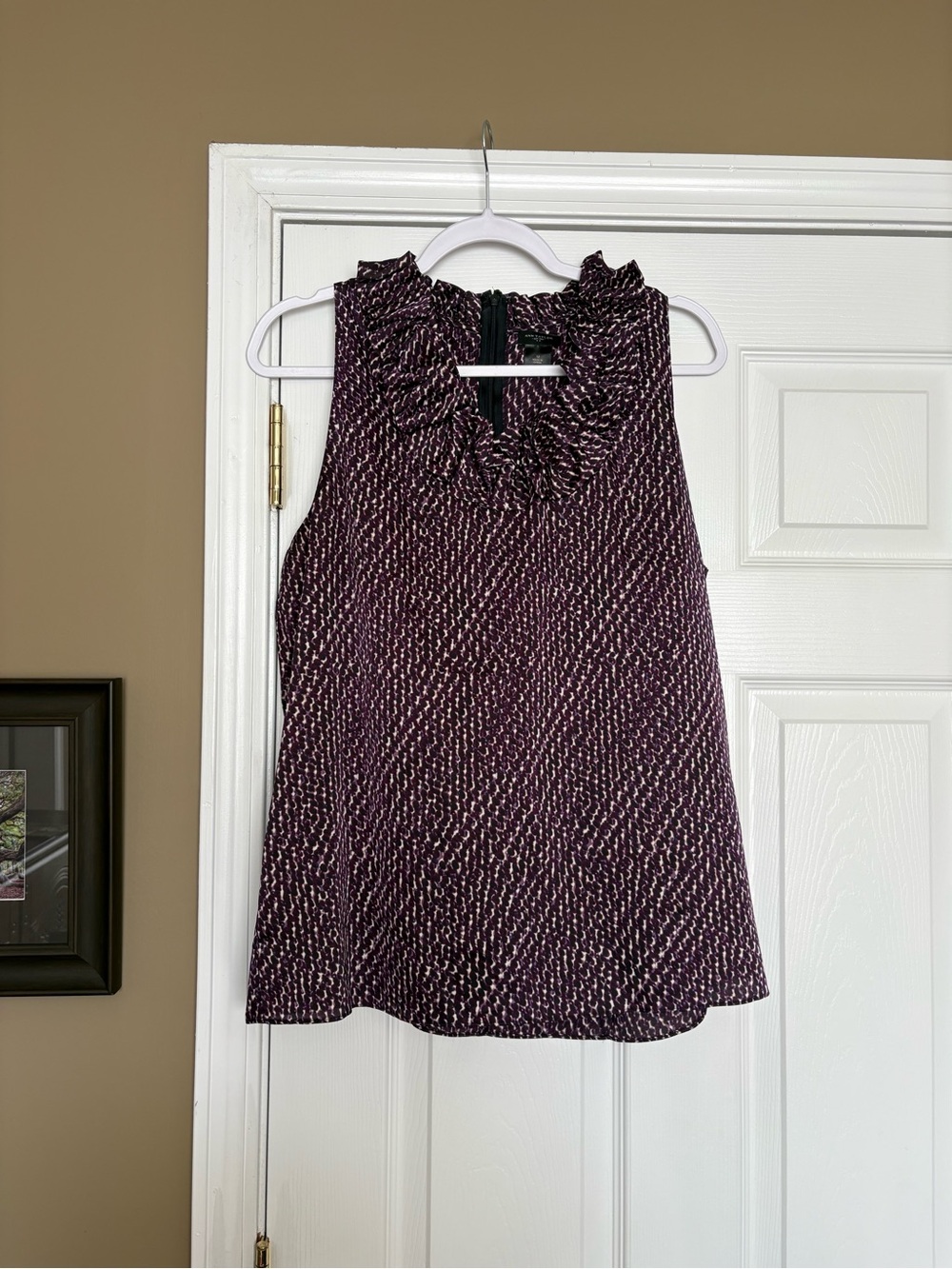 Ann Taylor Sleeveless Ruffled V-Neck Women's Top in Purple